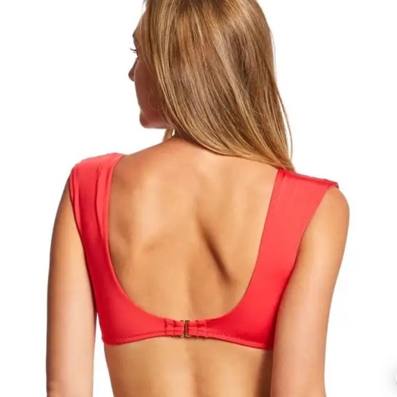 TRINA TURK Getaway Solid Cap Sleeve Bikini Top - Picture 3 of 12